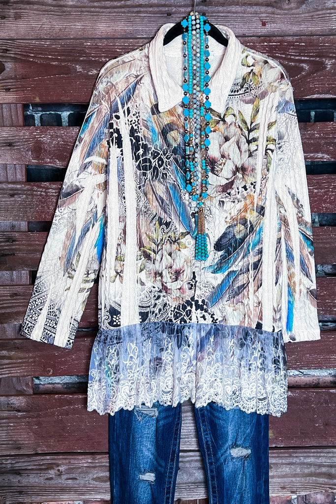 WONDER PARADISE LACE JACKET IN FLORAL & FEATHER PRINT