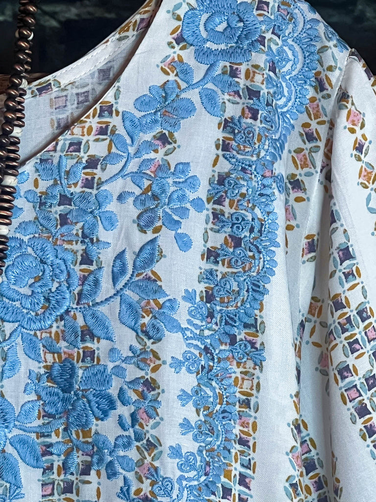 Sweet As Candy Floral Blouse in Ivory ------------Sale