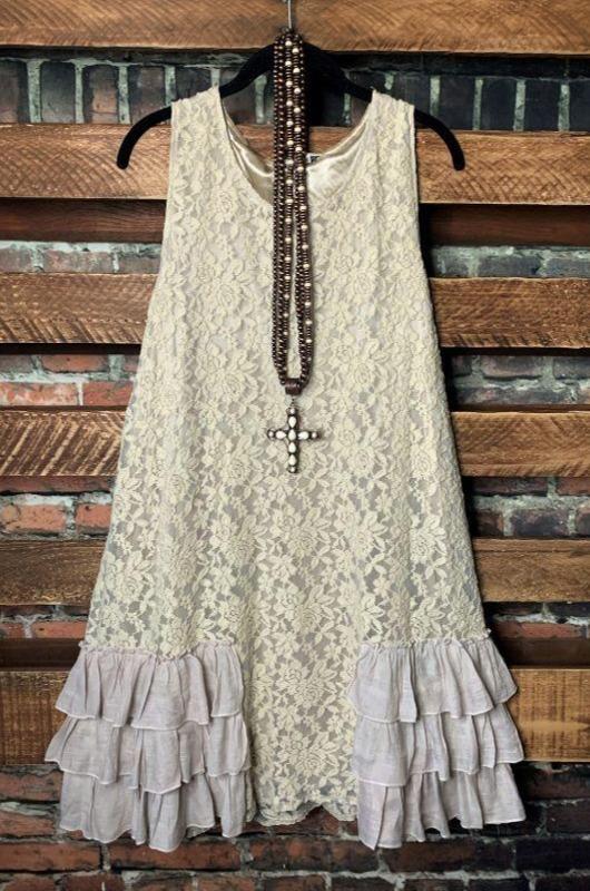 LACE DRESS IN TAUPE