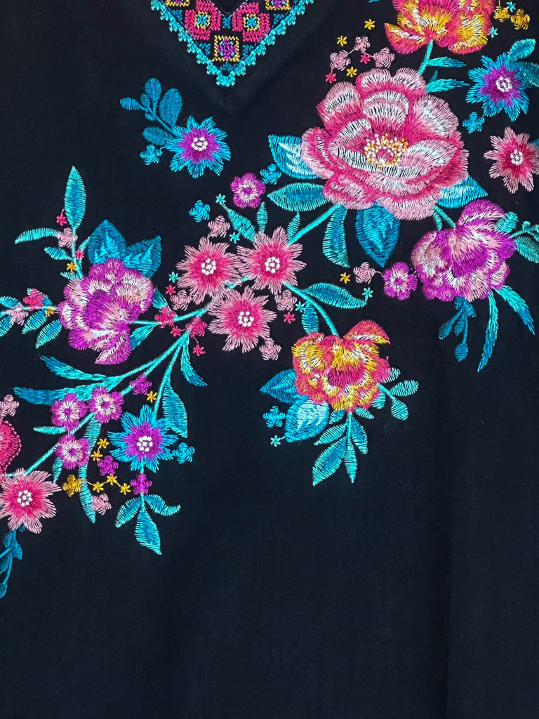 PRECIOUS PASSION 100% COTTON EMBROIDERED TOP IN BLACK