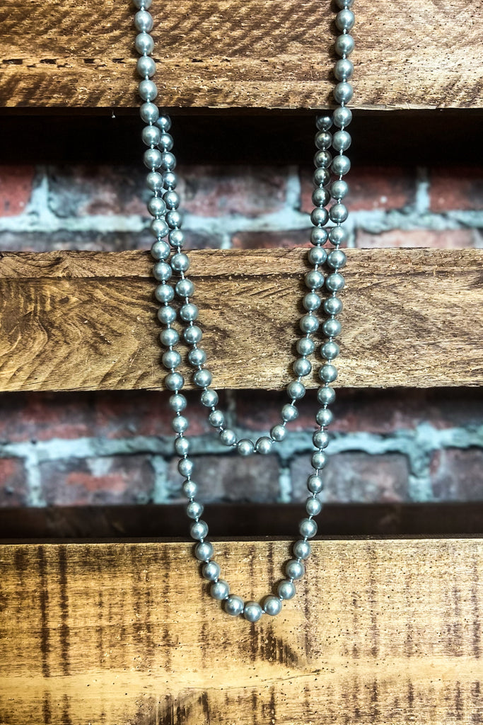 LONG PEARL BEAD NECKLACE SET IN GRAY SILVER