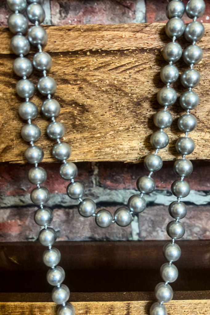 LONG PEARL BEAD NECKLACE SET IN GRAY SILVER