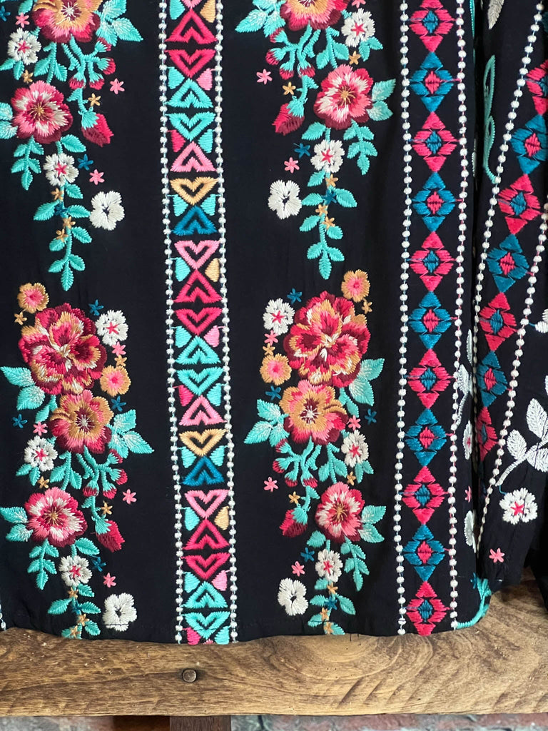 6-12 SIZE - EMBROIDERED TOP IN BLACK--------SALE