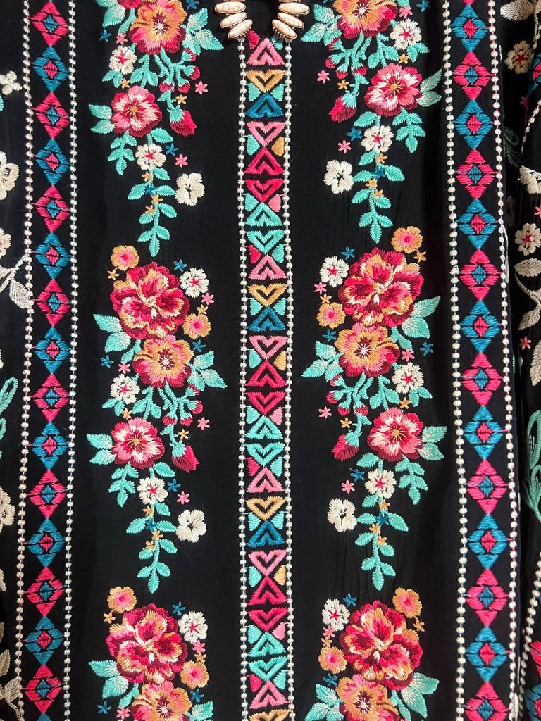 6-12 SIZE - EMBROIDERED TOP IN BLACK--------SALE