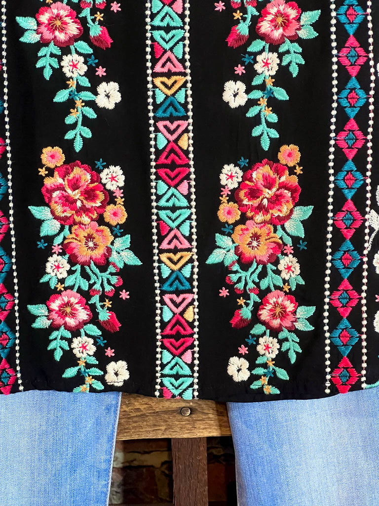 6-12 SIZE - EMBROIDERED TOP IN BLACK--------SALE