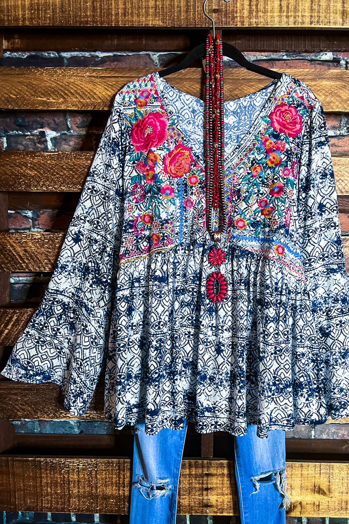 MORNING MUSE NAVY PRINT & IVORY EMBROIDERED TOP