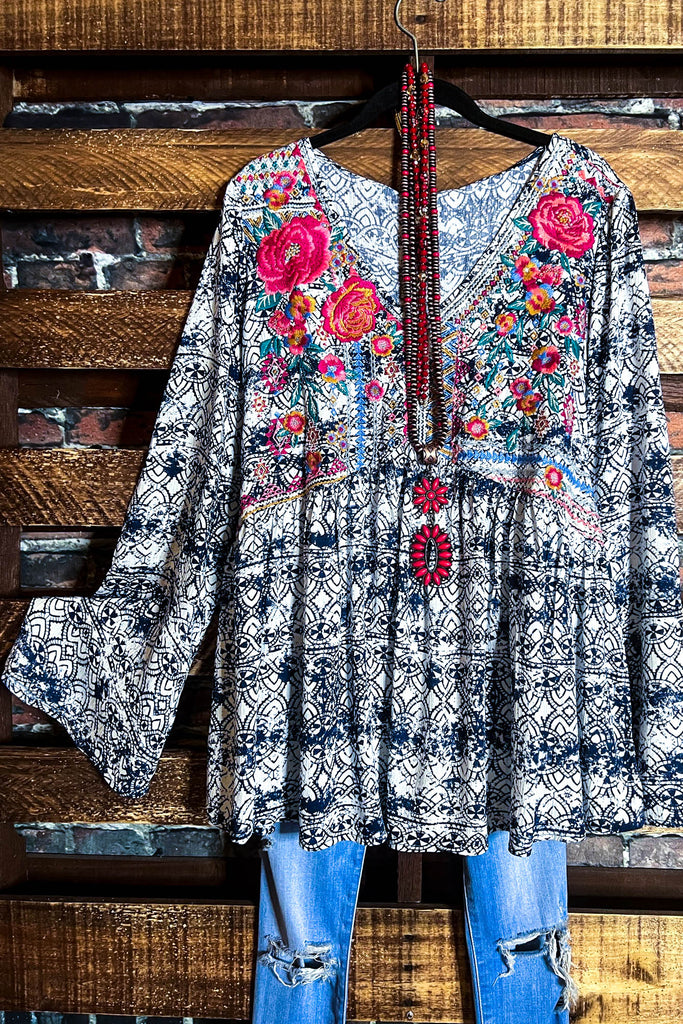 MORNING MUSE NAVY PRINT & IVORY EMBROIDERED TOP