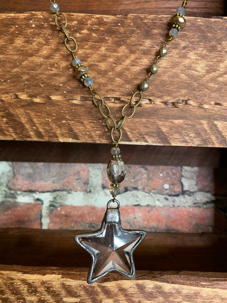 MY LUCKY NORTH STAR CRYSTAL NECKLACE