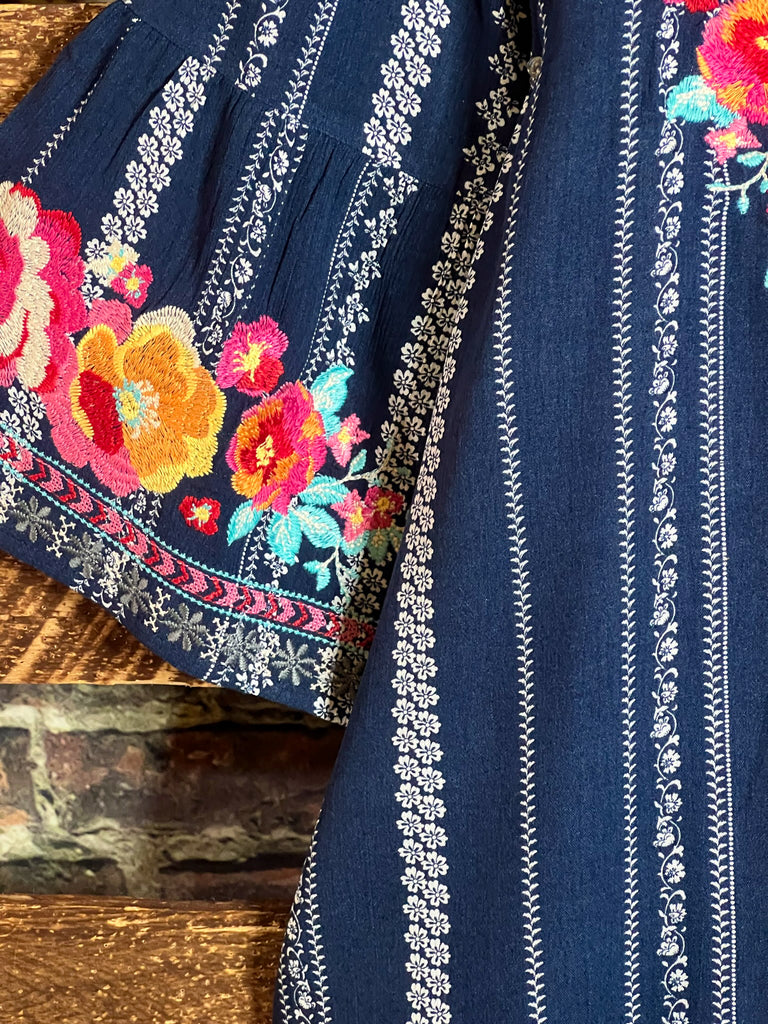 16-18 - SIZE - LOVE'S HIGHT HOPE NAVY EMBROIDERED TOP----------SALE