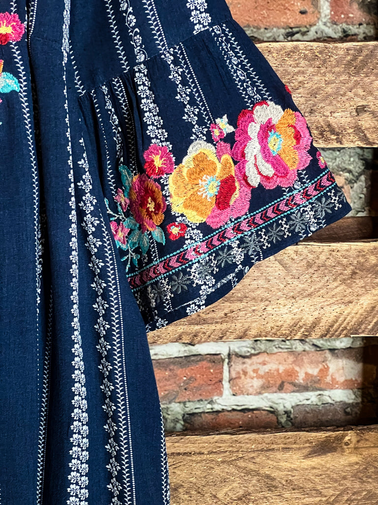 16-18 - SIZE - LOVE'S HIGHT HOPE NAVY EMBROIDERED TOP----------SALE