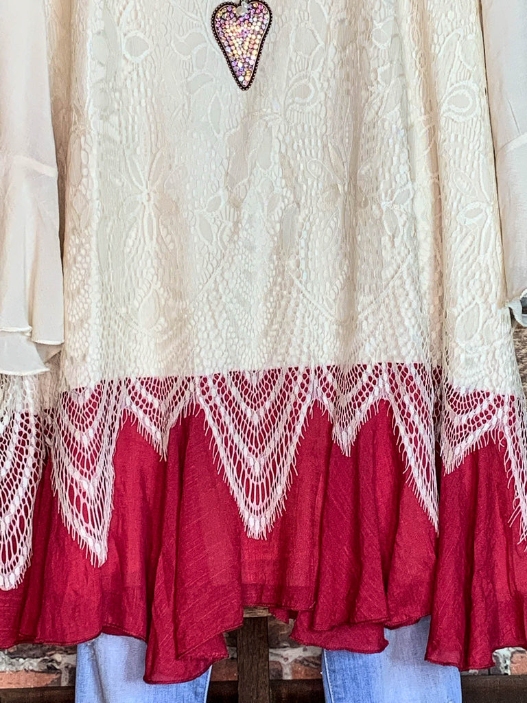 ABSOLUTELY UNFORGETTABLE FAB LACE TUNIC IN BEIGE & CRIMSON