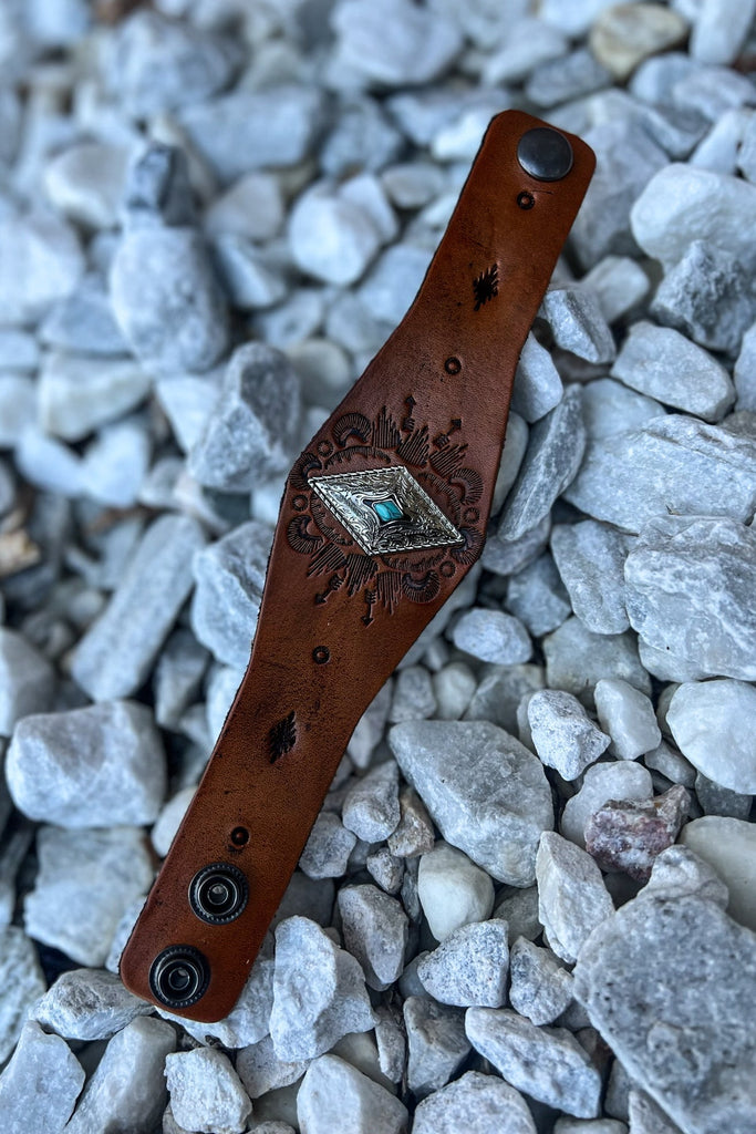 BOHO CUFF BRACELET IN BROWN LEATHER