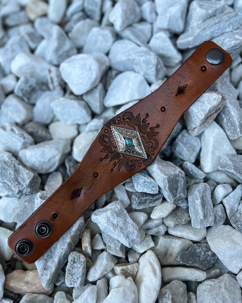 BOHO CUFF BRACELET IN BROWN LEATHER
