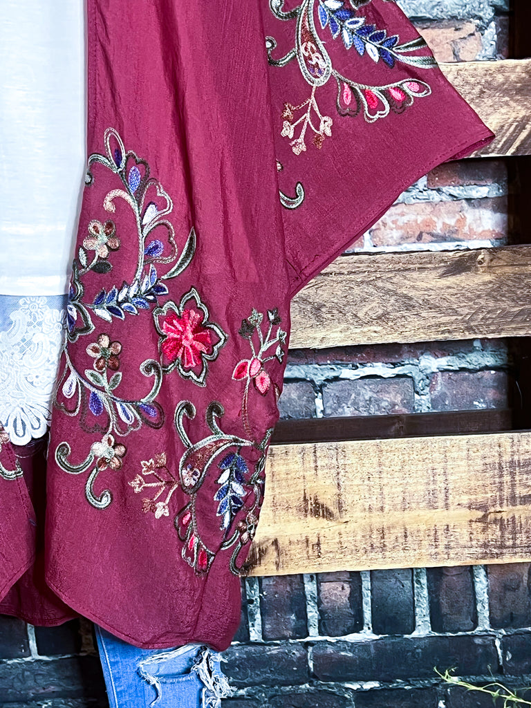 GO WITH GRACE PLUM FLORAL EMBROIDERED KIMONO