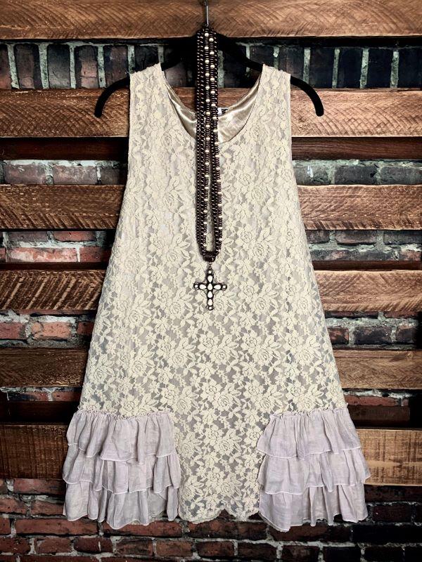 LACE DRESS IN TAUPE