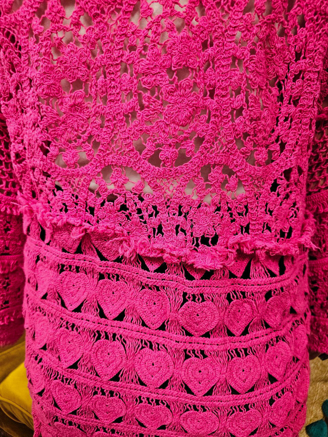 SECRET ORIGINS CROCHET HEARTS & FLOWERS TUNIC IN MAGENTA