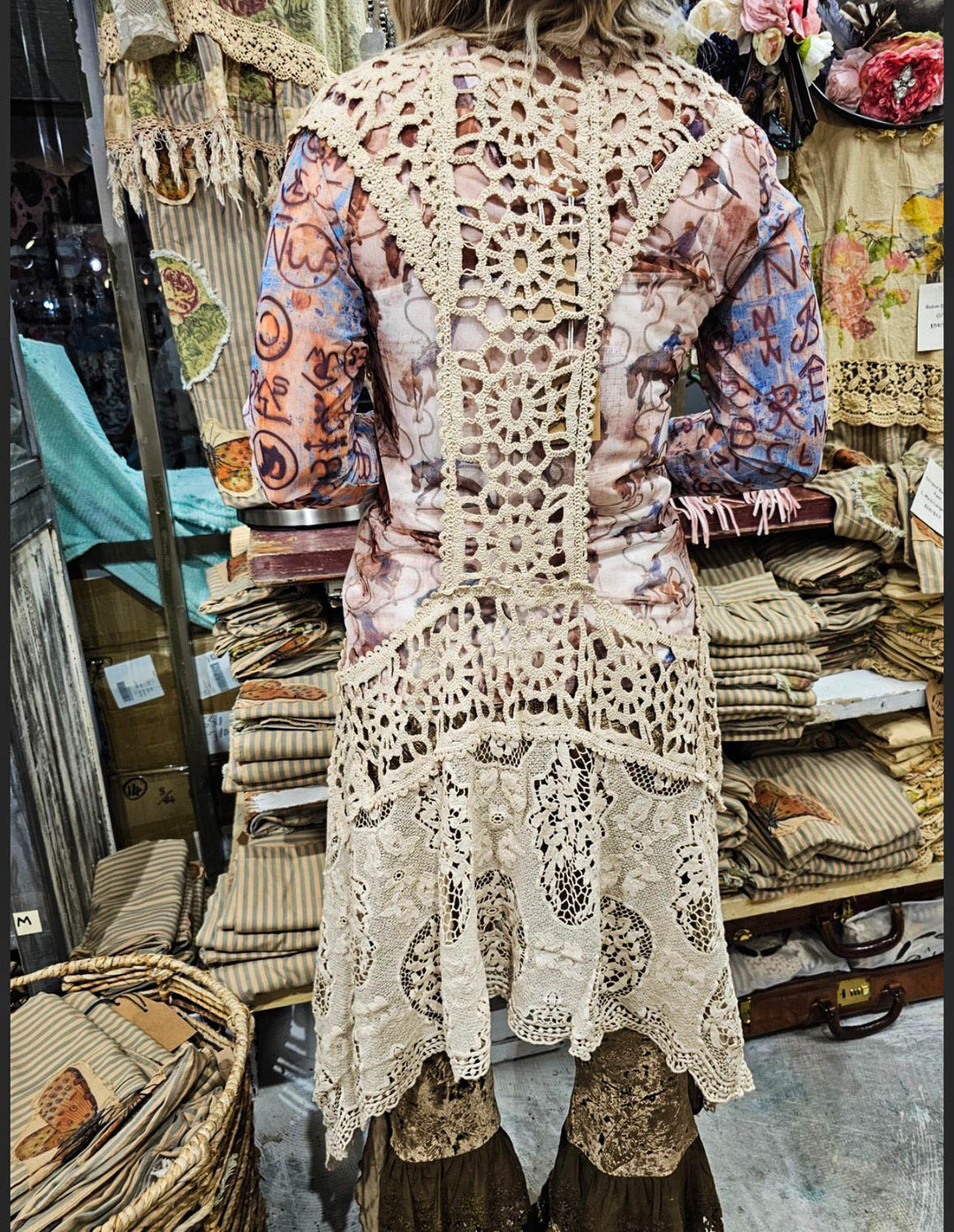 DESERT SAND VEST IN BEIGE NATURAL