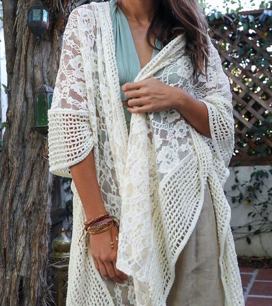 THE SOUNDS OF LOVE CROCHET LACE KIMONO IN IVORY