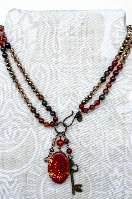 ESSENCE Of LOVE NATURAL STONES IN FIRE AGATE