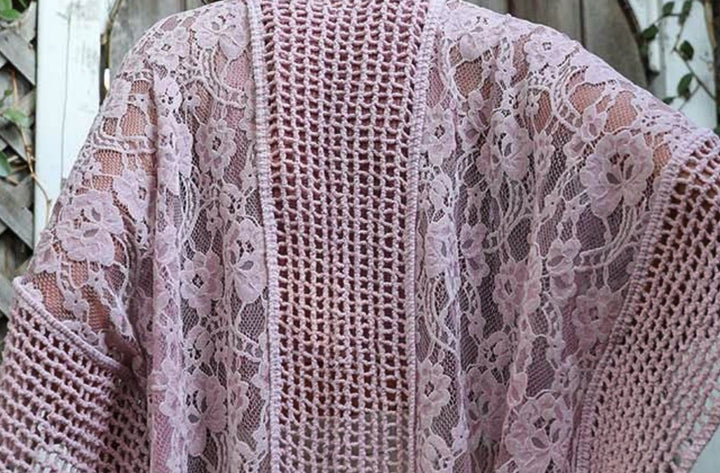 THE SOUNDS OF LOVE CROCHET LACE KIMONO VINTAGE PINK
