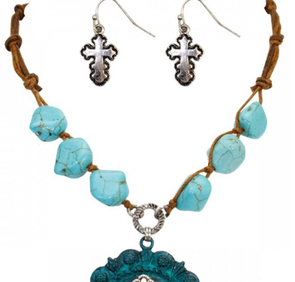 BOHO COUNTRY CROSS ON THE FLOWER NECKLACE SET