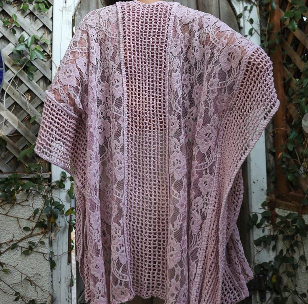 THE SOUNDS OF LOVE CROCHET LACE KIMONO VINTAGE PINK