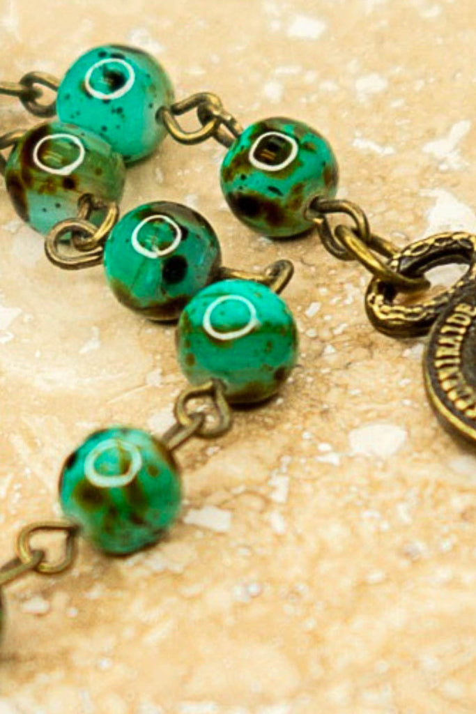 A FAIRYTALE NECKLACE TURQUOISE STONE BEADS