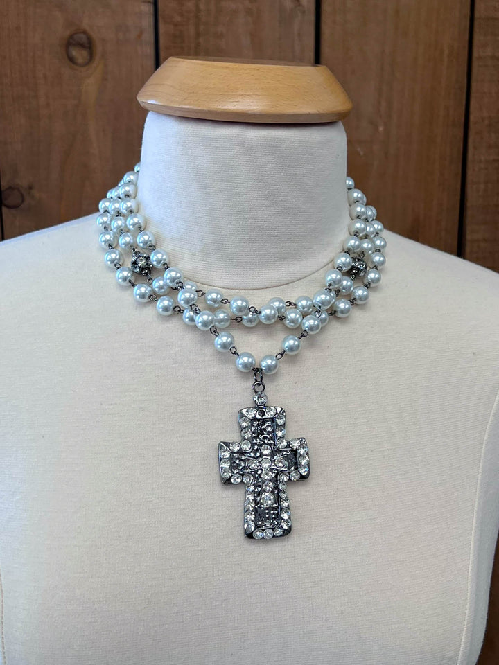 Easy To Love Cross Necklace