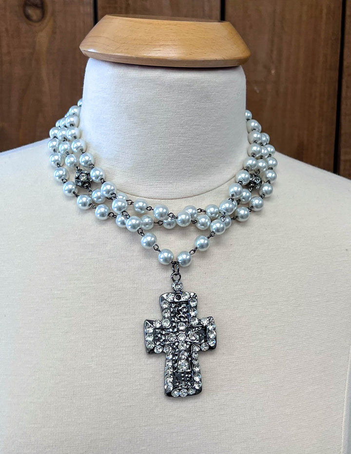 Easy To Love Cross Necklace