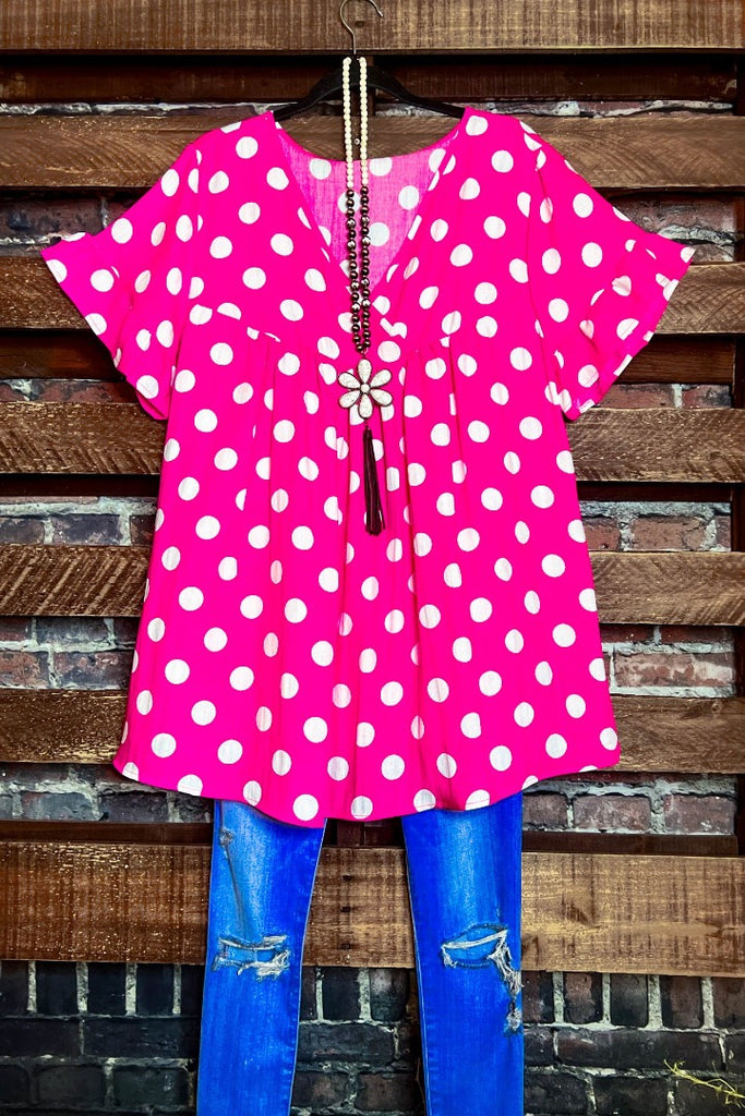 SWEET MOMENTS POLKA DOT TOP IN HOT PINK