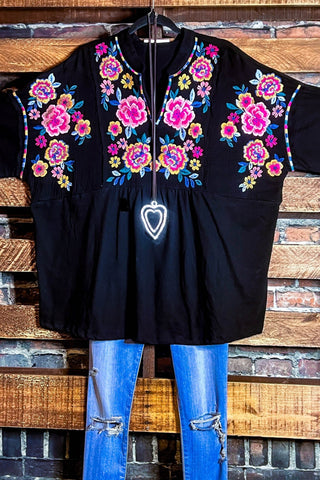 ADMIRE YOUR BEAUTY FLORAL EMBROIDERED BLOUSE