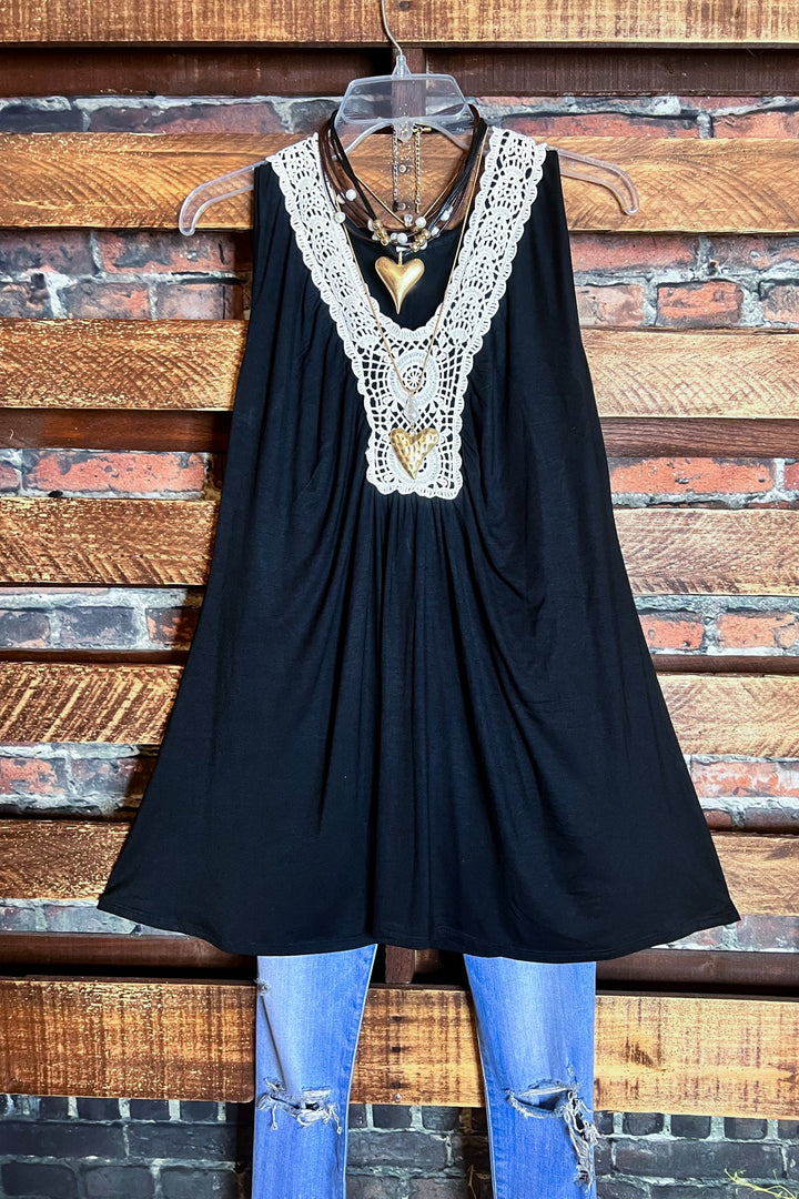 DELIGHTFUL FEELING BLACK CROCHET LACE TOP