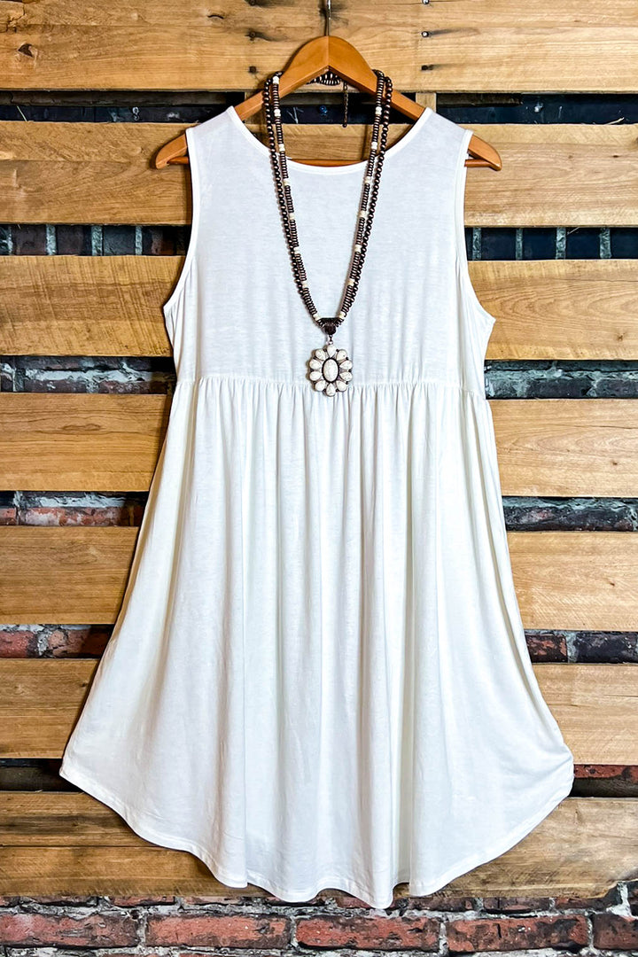 WEEKEND GETAWAY CASUAL DRESS IN IVORY