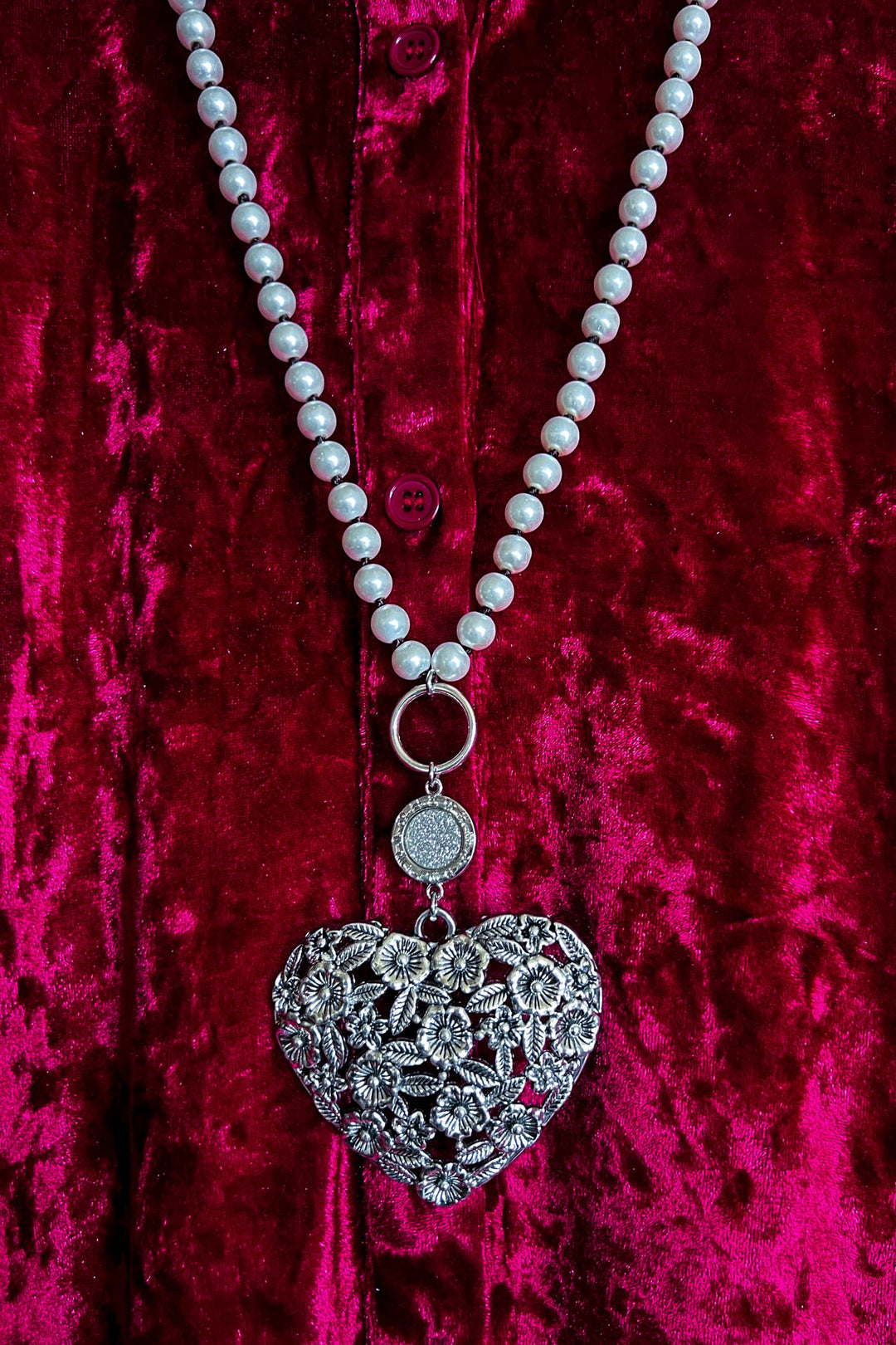 Heart of Roses Pearl Necklace