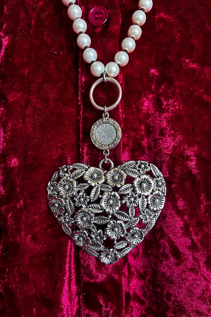 Heart of Roses Pearl Necklace