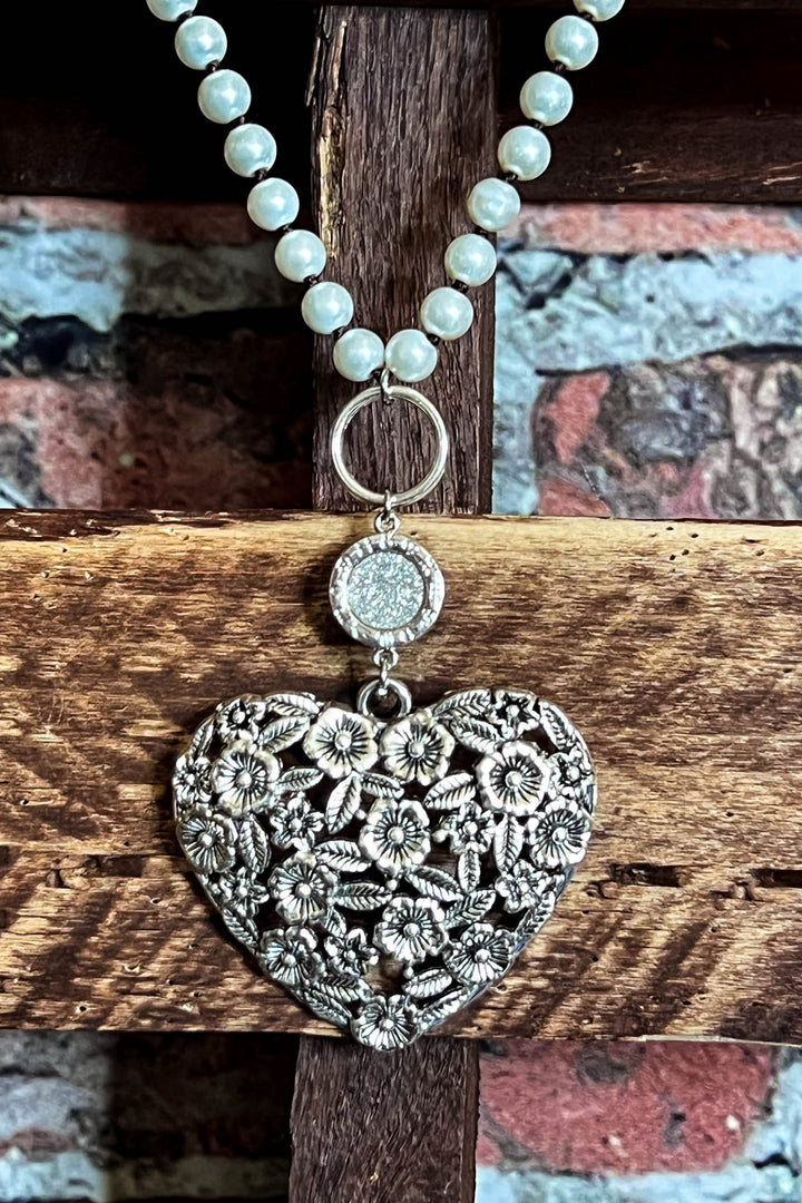 Heart of Roses Pearl Necklace