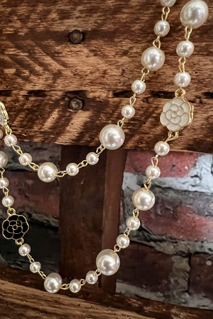 Sweet Harmony Black & White Flower Long Necklace