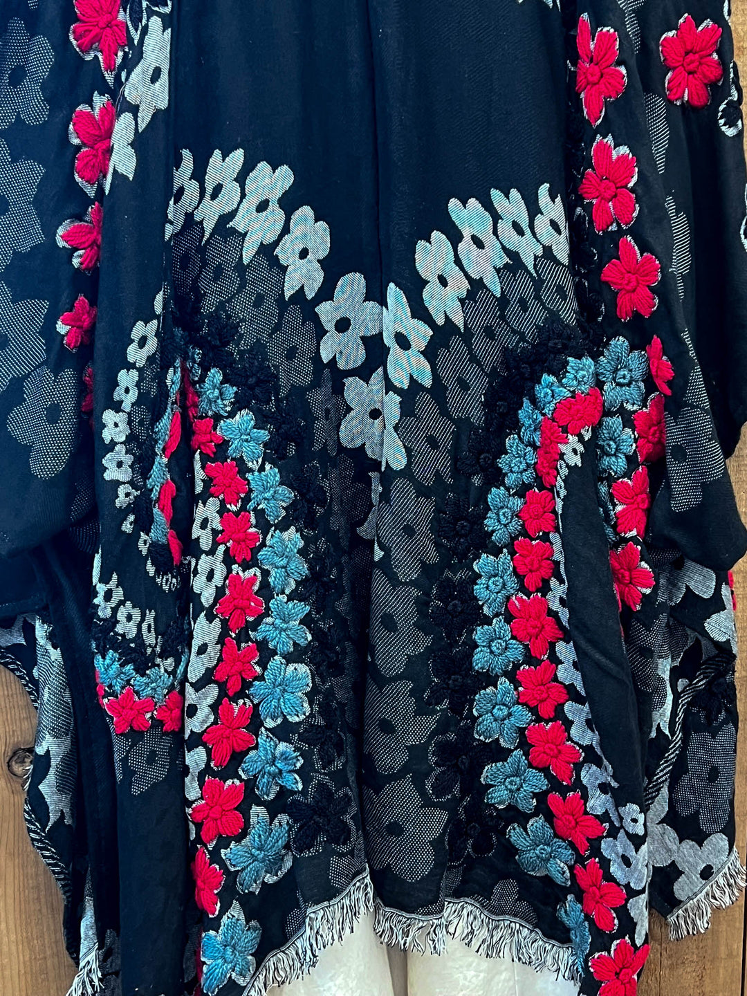 Red River 100% Wool Kimono Ruana - Natural Fabric