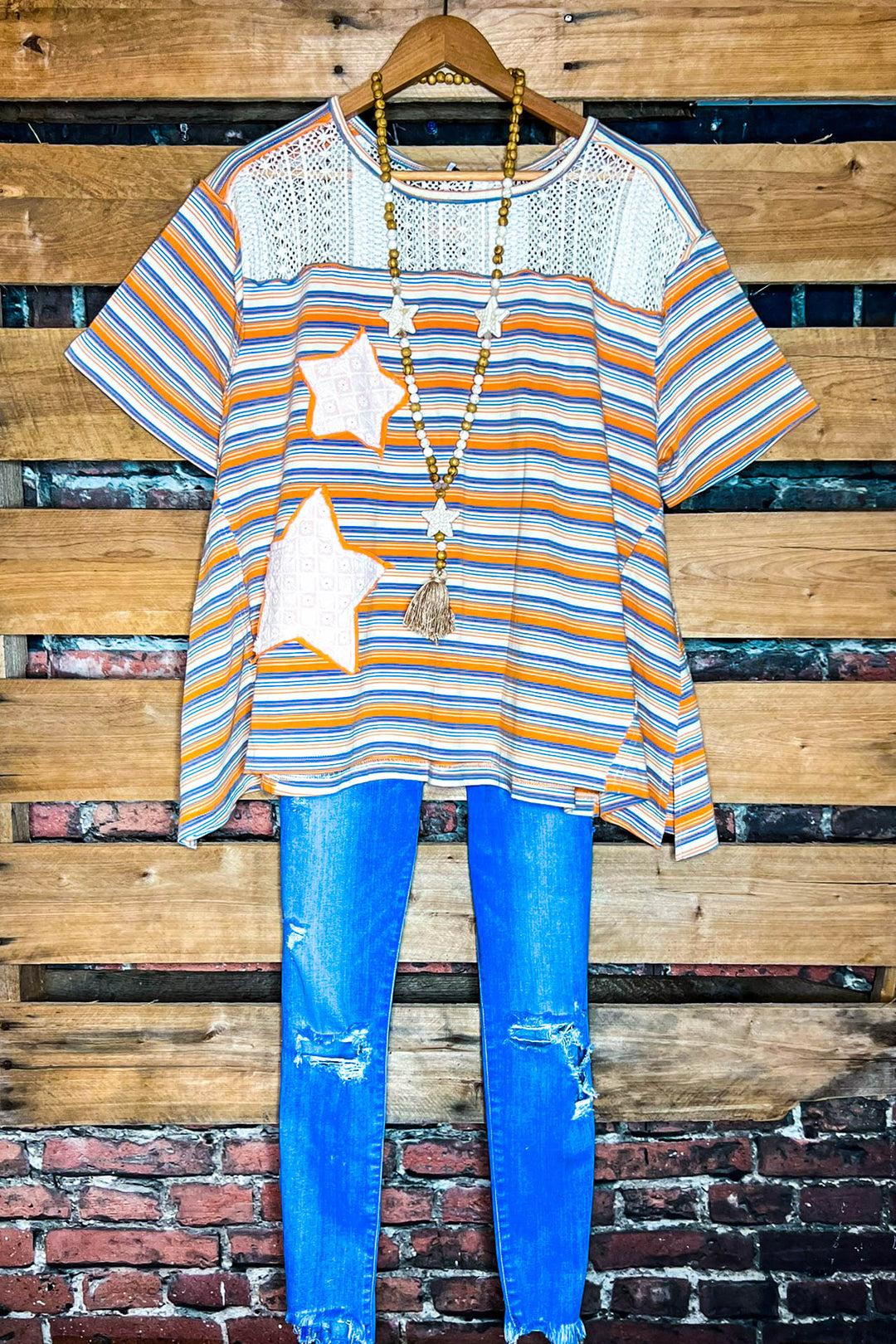 A WONDERFUL SURPRISE STAR PATCH TOP IN BEIGE & YELLOW