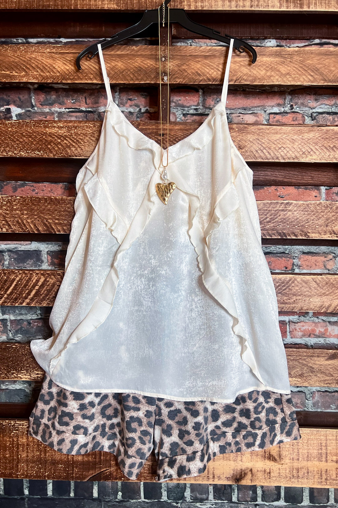 COMFY SOFT LEOPARD PRINT 1X 2X 3X SHORT IN BROWN-------SALE