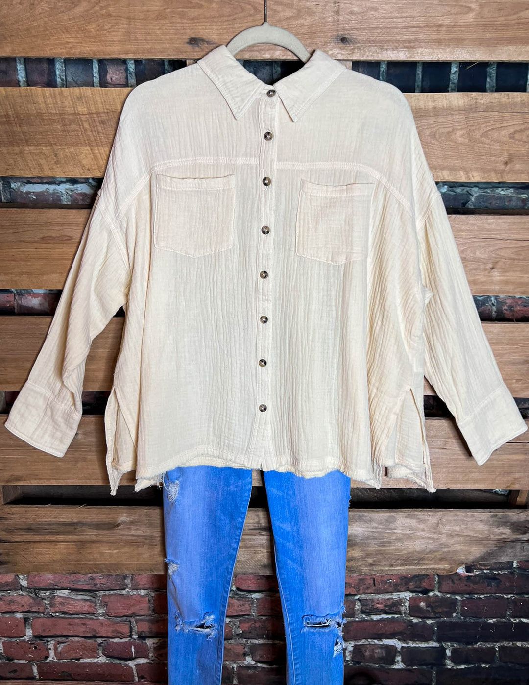 LIVE IN HARMONY 100% COTTON SHABBY SHIRT IN NATURAL BEIGE