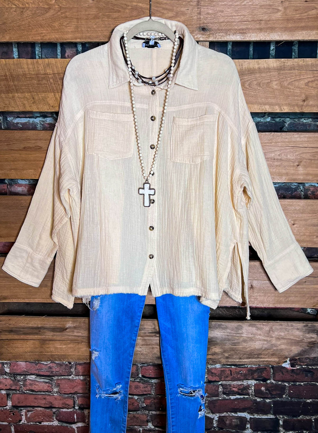 LIVE IN HARMONY 100% COTTON SHABBY SHIRT IN NATURAL BEIGE