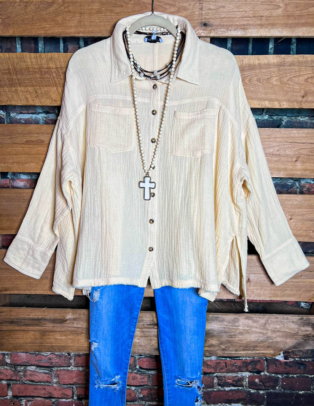 LIVE IN HARMONY 100% COTTON SHABBY SHIRT IN NATURAL BEIGE