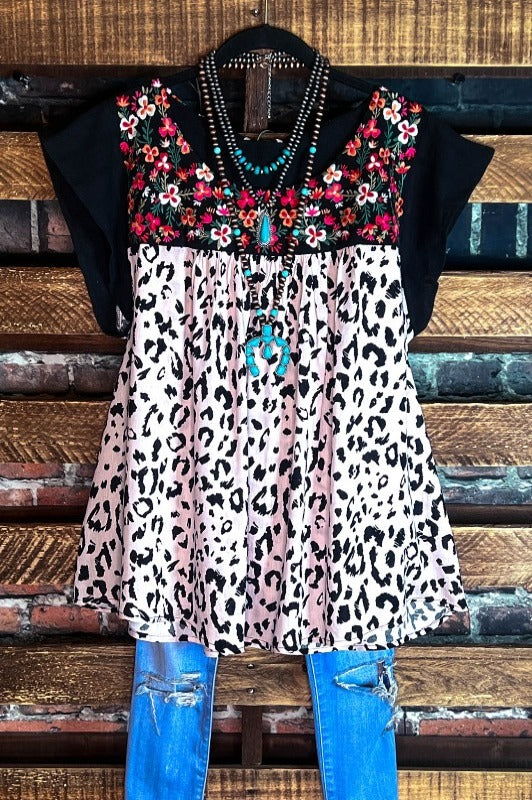 A BIT OF SOMETHING PRETTY EMBROIDERED TOP