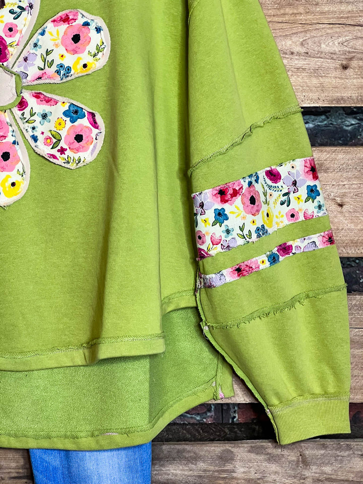 LET LOVE BLOSSOM BOHO COMFY SOFT SWEATSHIRT IN GREEN