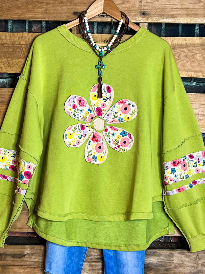 LET LOVE BLOSSOM BOHO COMFY SOFT SWEATSHIRT IN GREEN