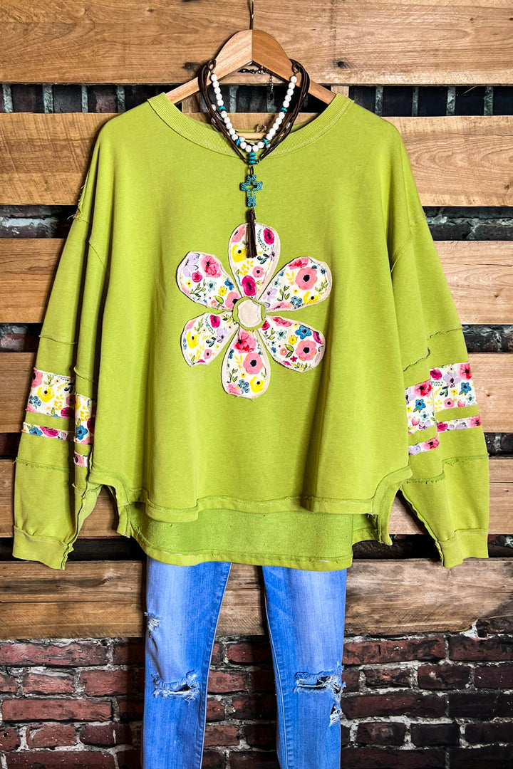 LET LOVE BLOSSOM BOHO COMFY SOFT SWEATSHIRT IN GREEN