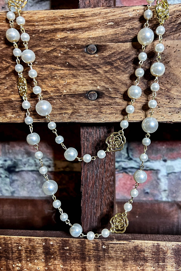 Glamorous Harmony Pearl & Flower Long Necklace
