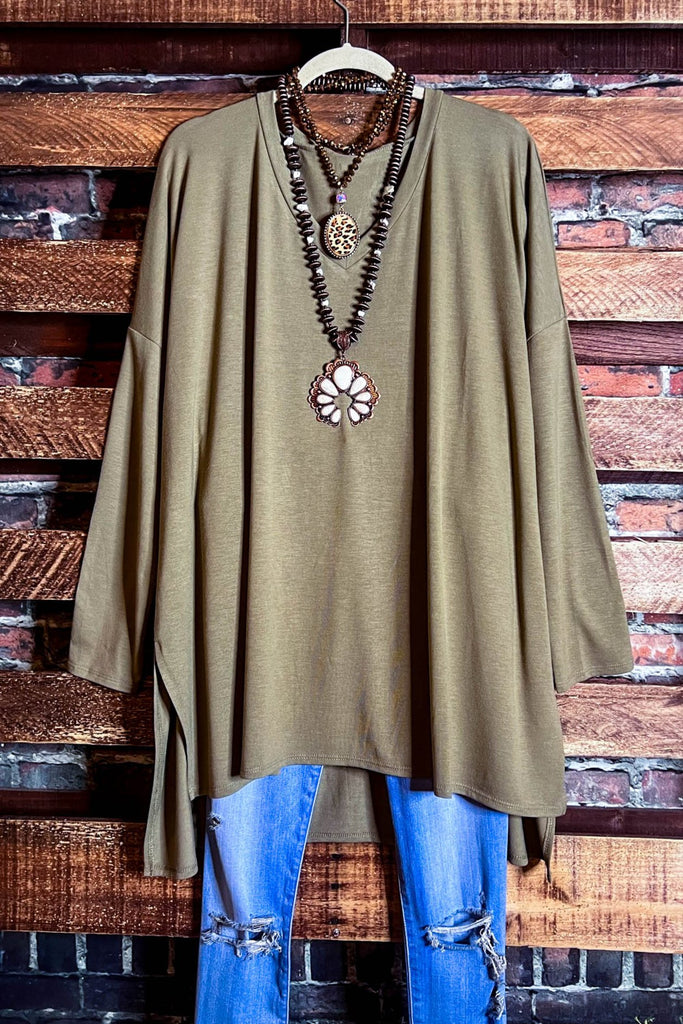 FOREVER PERFECTLY SIMPLE & OVERSIZED T-TUNIC IN KHAKI GREEN