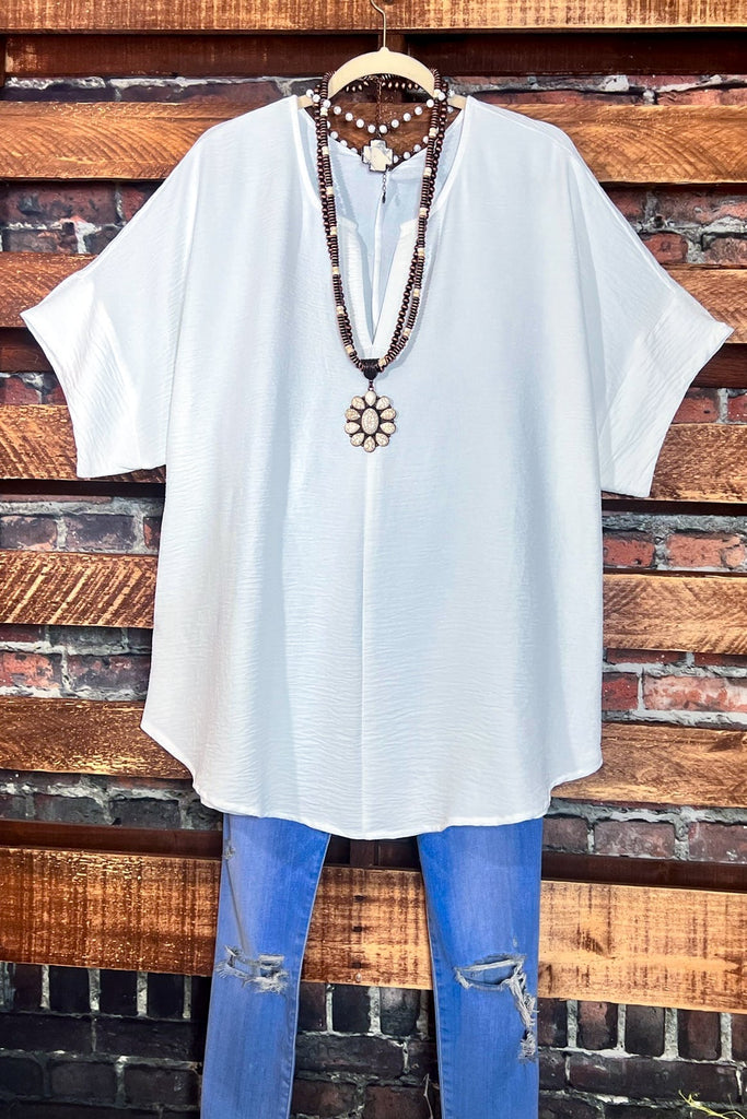 CITY CLASSIC PERFECT IVORY OVERSIZED TUNIC TOP